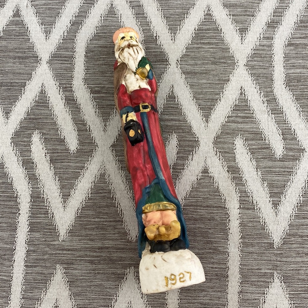 Vintage Ceramic Wiseman with Lantern Teddy Bear & Garland Date 1927 In Gold - Picture 4 of 4